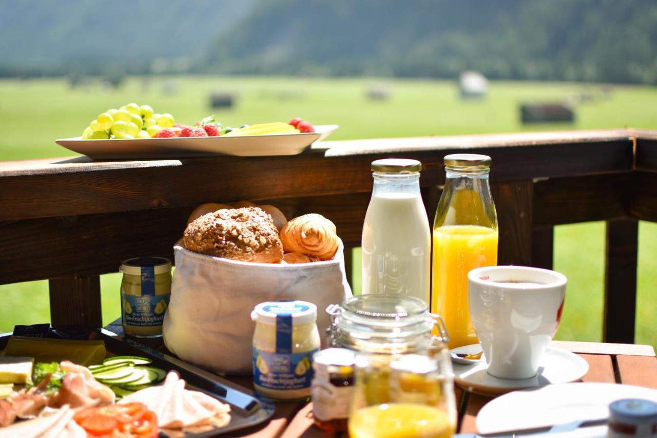 Naturparkgut Holzgau Exteriör bild